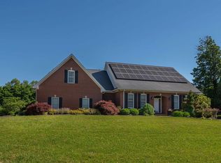 936 W Harding Place Dr, Bloomington, IN 47403