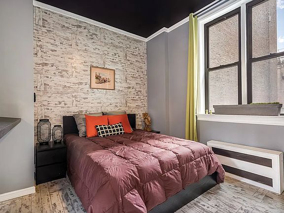 4th image of 266 W 22nd St APT 1