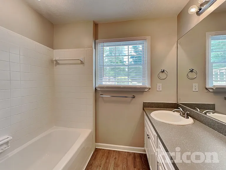 515 Westbridge Dr — Photo 19