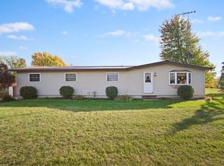 6579 Clinton Macon Rd, Clinton, MI 49236