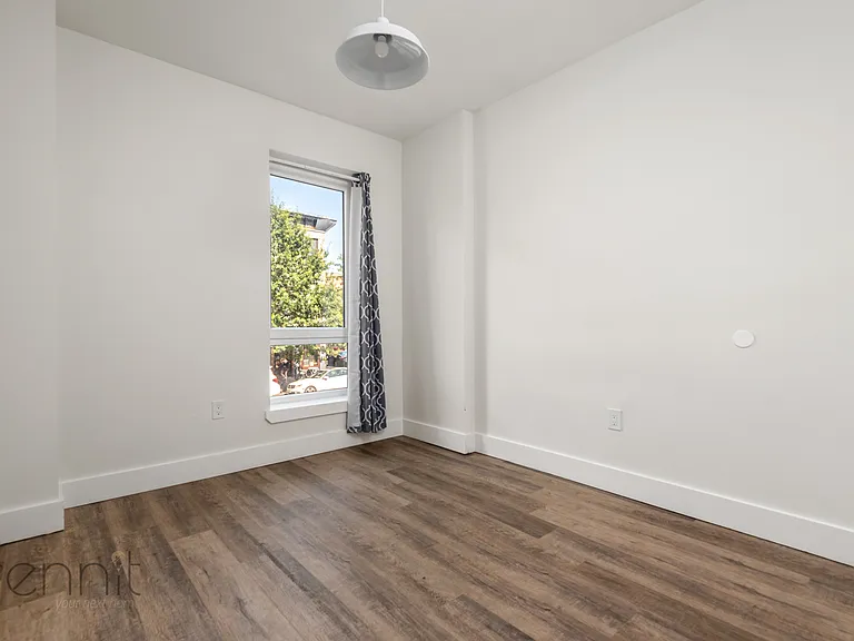 1200 Bedford Ave #B — Photo 8
