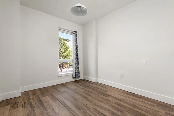 Rented by Rennit Inc. | media 10