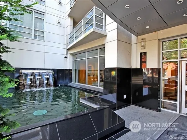 2929 1st Avenue #501, Seattle, WA 98121