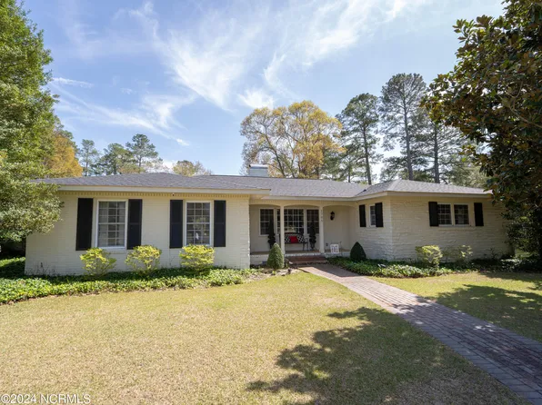 1705 Greenwood Street, Elizabethtown, NC 28337