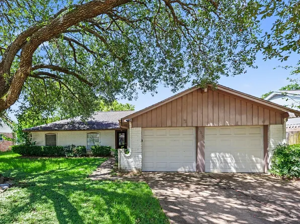 16210 Forest Bend Ave, Friendswood, TX 77546