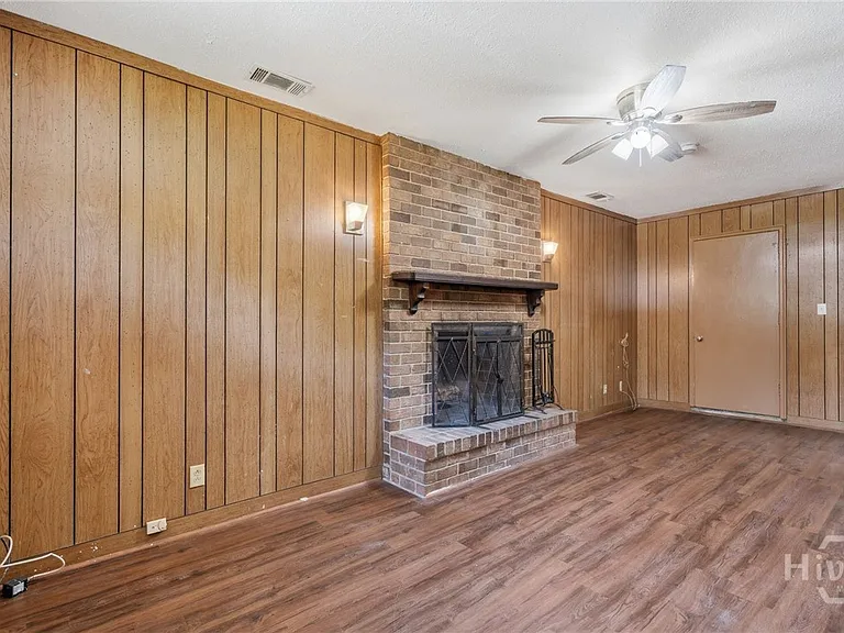 3 Monica Blvd — Photo 19