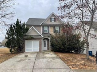 574 Cool Weather Dr, Lawrenceville, GA 30045