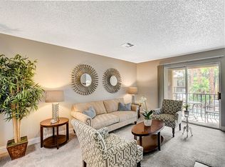 Breakers Apartments, Las Vegas, NV 89117