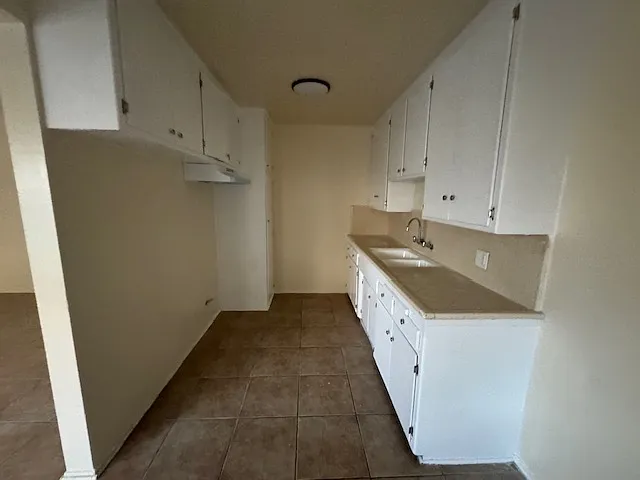 2613 W Imperial Hwy #2 — Photo 4