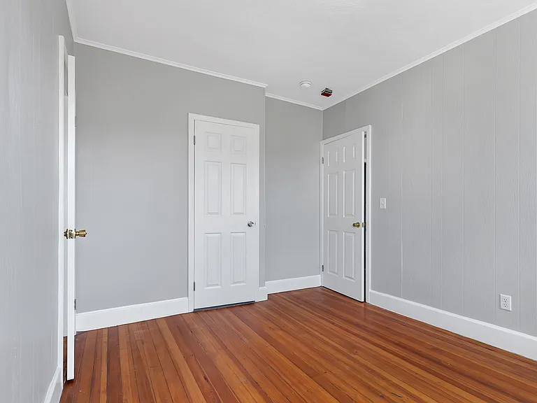 111 Pocasset Ave #3 — Photo 18