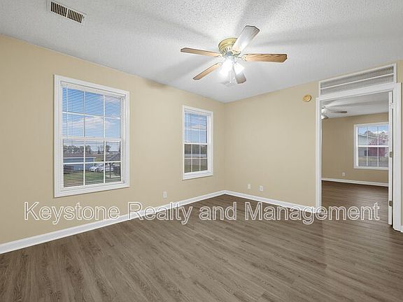 4th image of 105 Mace Ln APT 202