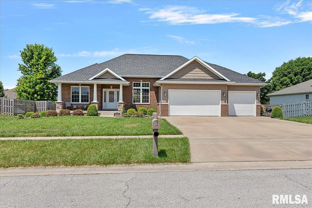 219 Sandstone Dr photo 1