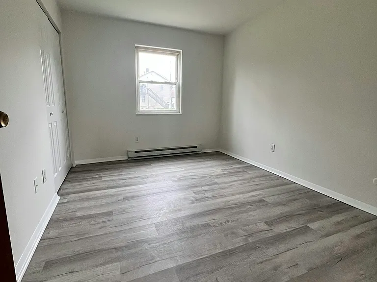 23 S River St #2 — Photo 4