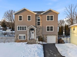 18 Boyd Ter, Kenilworth, NJ 07033