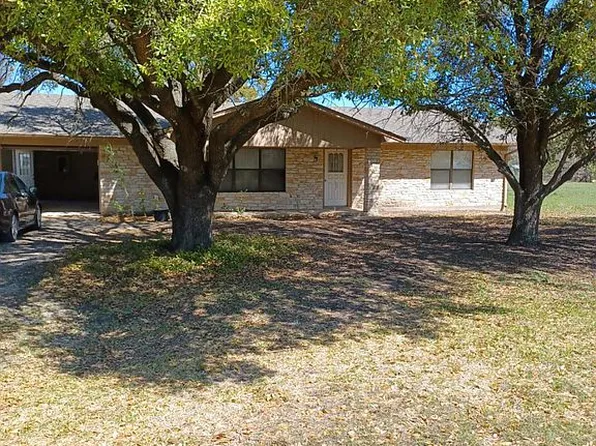 210 Cratis Ln, Taylor, TX 76574