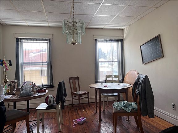 5th image of 602 E Lutton St