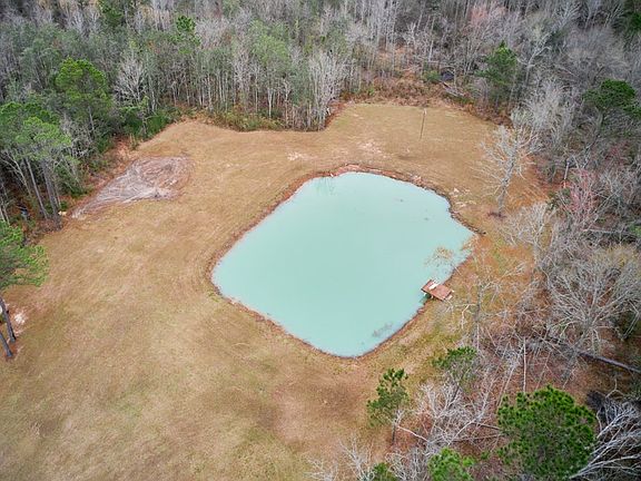 3rd image of 482 Maple Ridge Dr