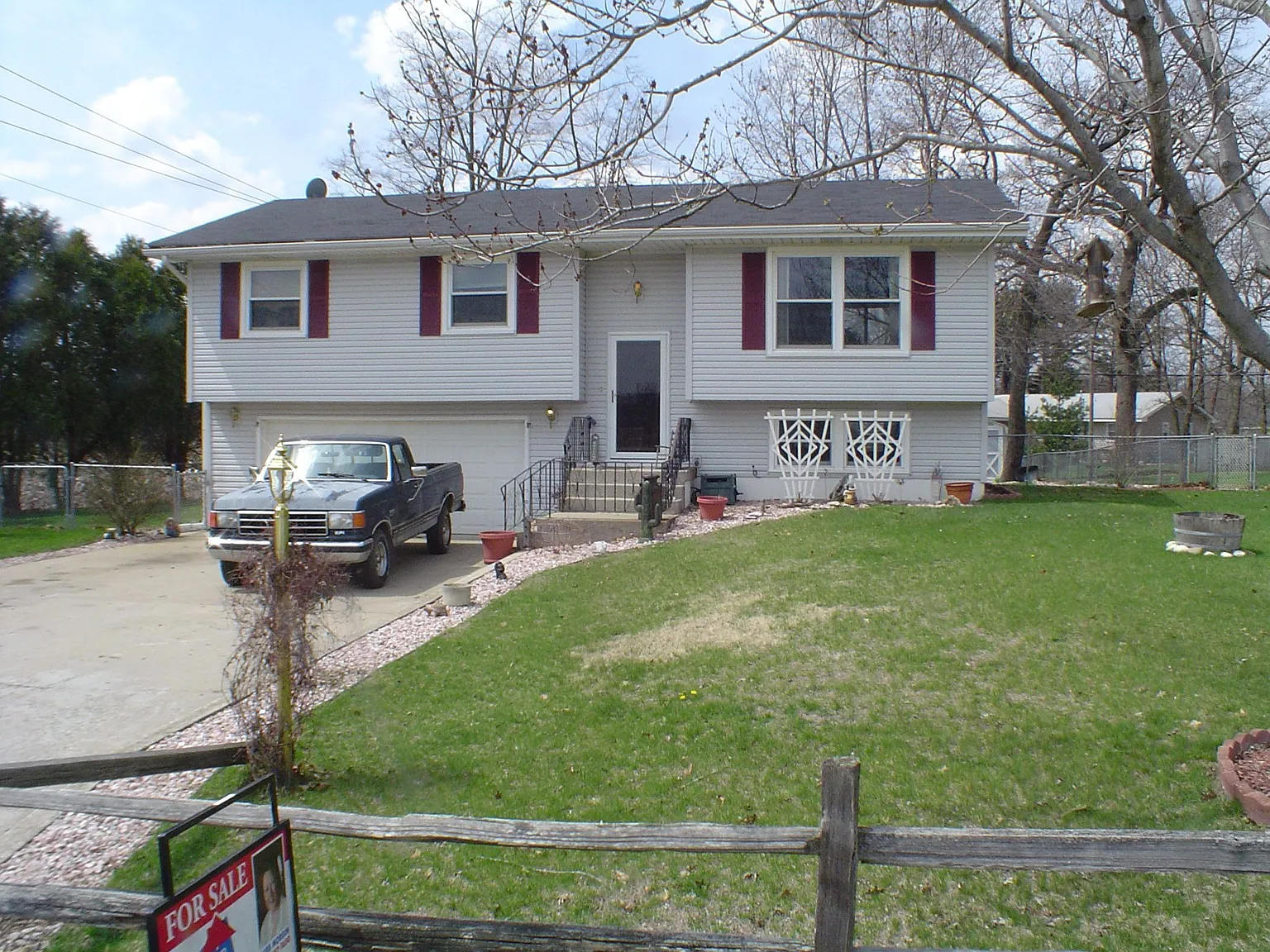 10290 N 500 E photo 1