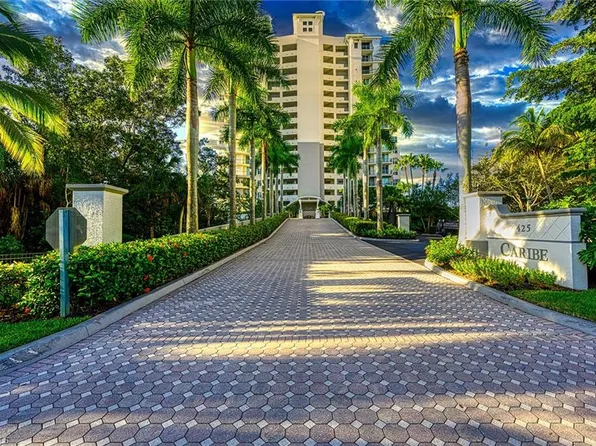 425 Cove Tower DR #304, NAPLES, FL 34110