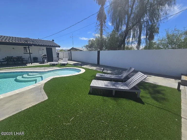 2715 Shasta Ln — Photo 58