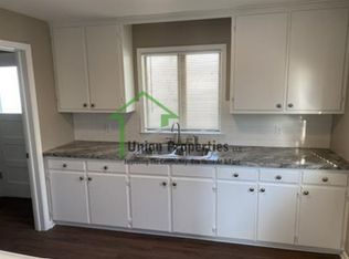 21 S Flower St, Croswell, MI 48422