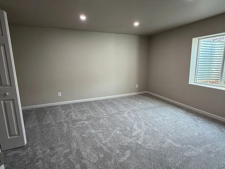 3950 1/2 Sky Ranch Dr — Photo 3