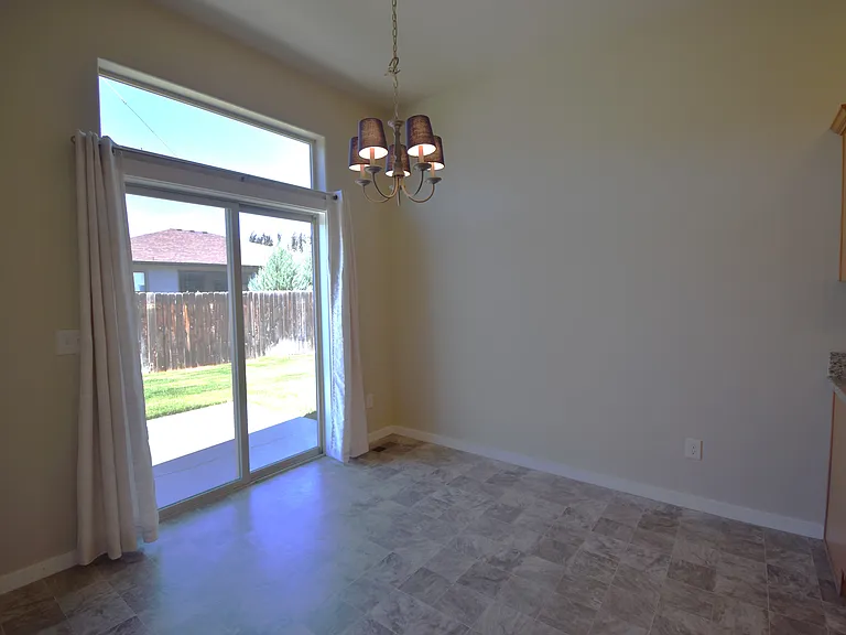 310 E Ironstone Ct — Photo 9