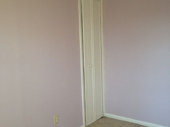 4th image of 6025 State Ave