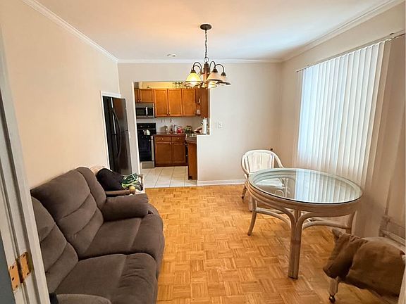 5th image of 122 Mount Pleasant St Unit 1