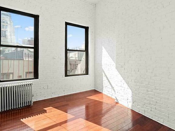 3rd image of 227 Mott St APT 16