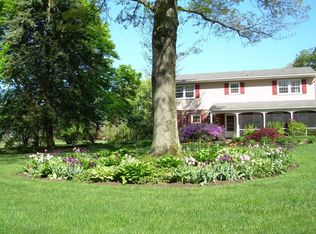 1225 Street Rd, Chester Springs, PA 19425