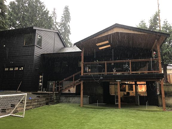4th image of 1218 108th Ave SE