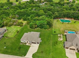 2608 Morning Mist Ln, Nevada, TX 75173