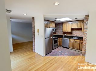 95 Gainsborough St APT 406, Boston, MA 02115