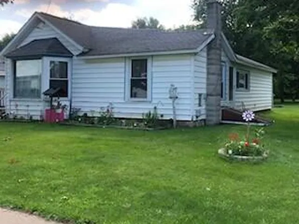 304 S Elkhart St, White Pigeon, MI 49099