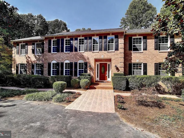 13112 Laurel Glen Rd, Clifton, VA 20124