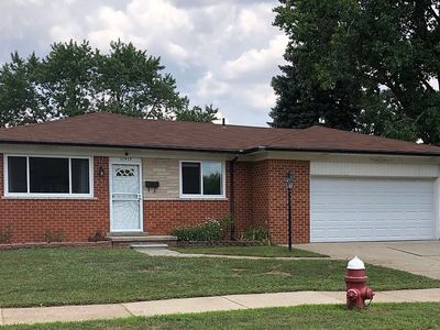 11417 Carrier Ave, Warren, MI, 48089