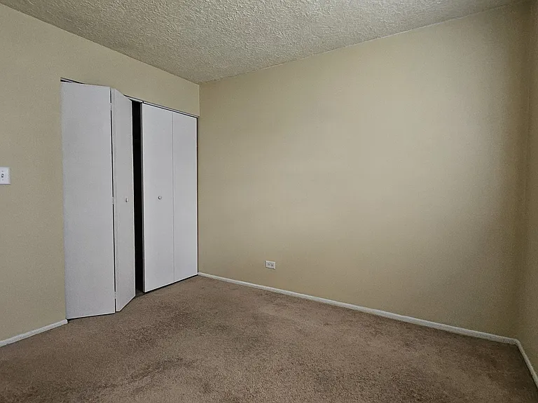 318 David Ct — Photo 13