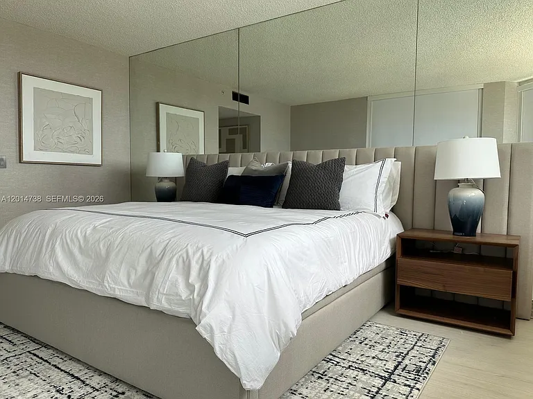 16400 Collins Ave #946 — Photo 19