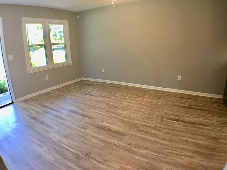 1559 Brookbank Ave #B — Photo 6