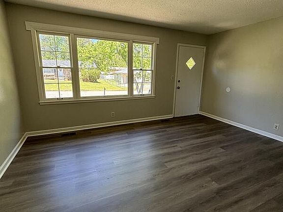 5th image of 4603 Blue Haven Dr NW