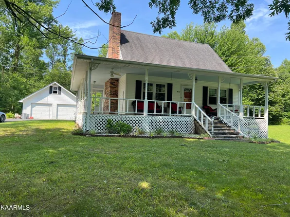 561 Grape Rough Rd, Oneida, TN 37841