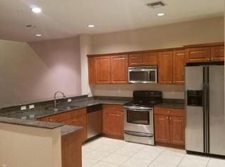5071 Madison Lakes Cir W, Fort Lauderdale, FL 33328