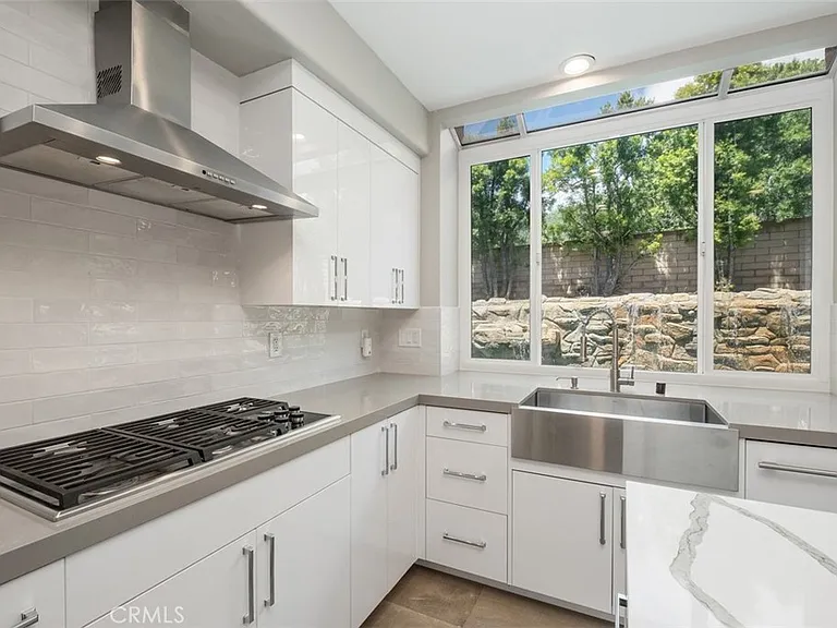 27510 Morro Dr — Photo 9
