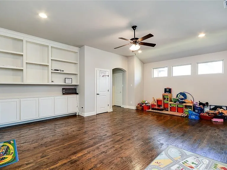 6209 Metz St — Photo 22