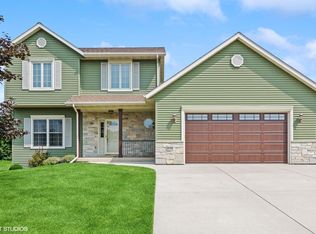 1150 Crystal Ln, Mayville, WI 53050