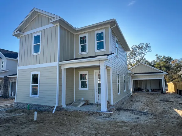 703 Reindeer Rd, Niceville, FL 32578