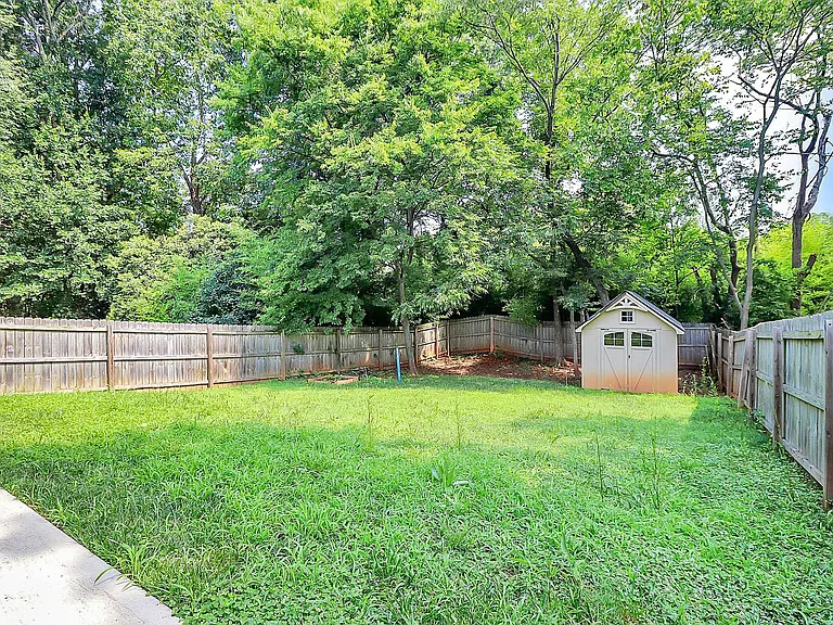 2508 Booker Ave — Photo 22