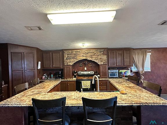 4th image of 2 Canary Ct