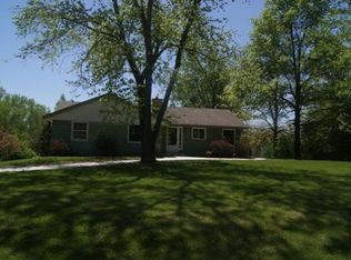 11921 W Scherrei Dr, Franklin, WI 53132